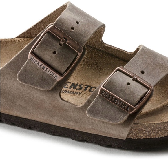 Birkenstock Shoes - Birkenstock Arizona Size 41EU/10US Regular Width Tobacco Brown
